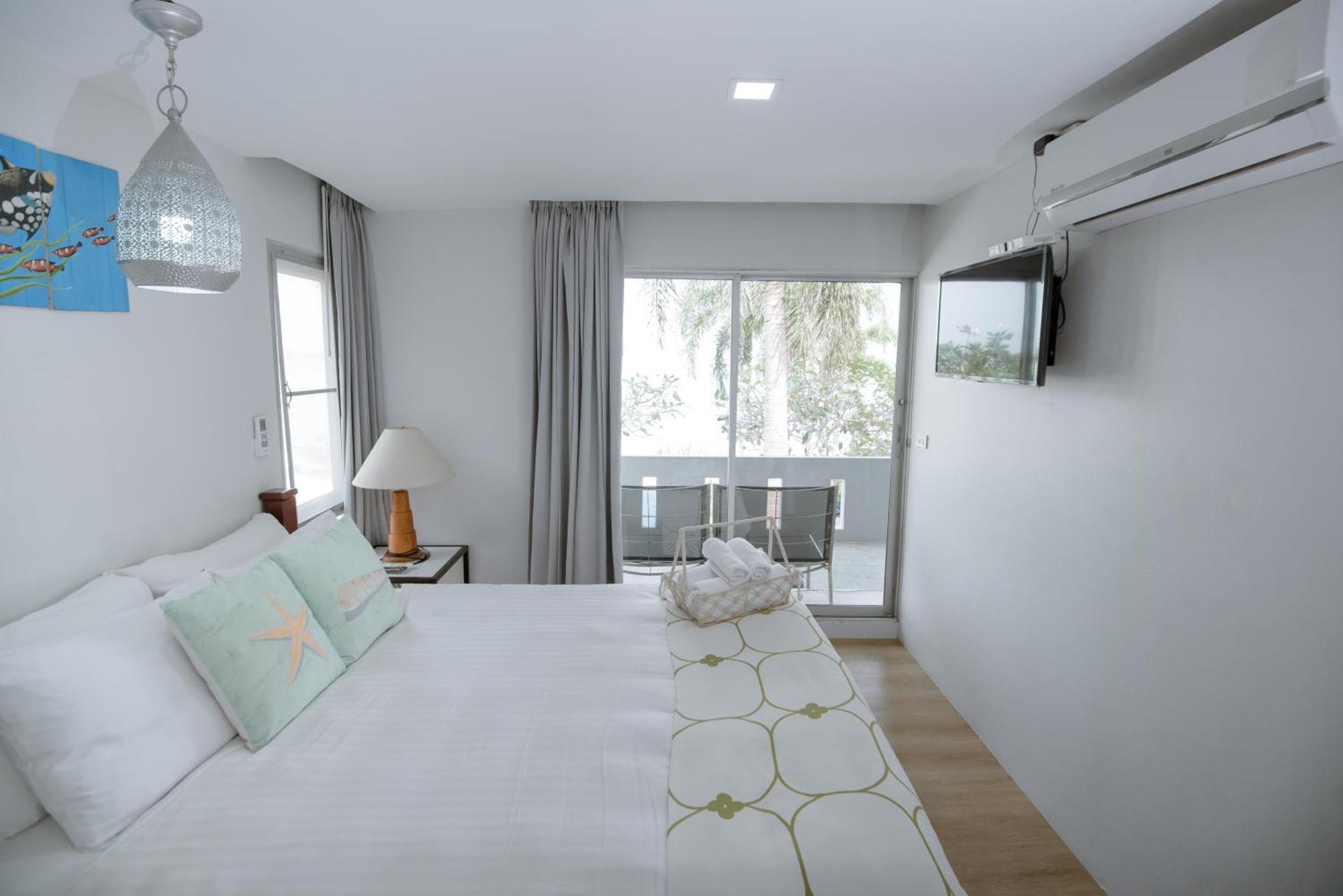 Seashell Village Resort Chao Lao Beach Room photo