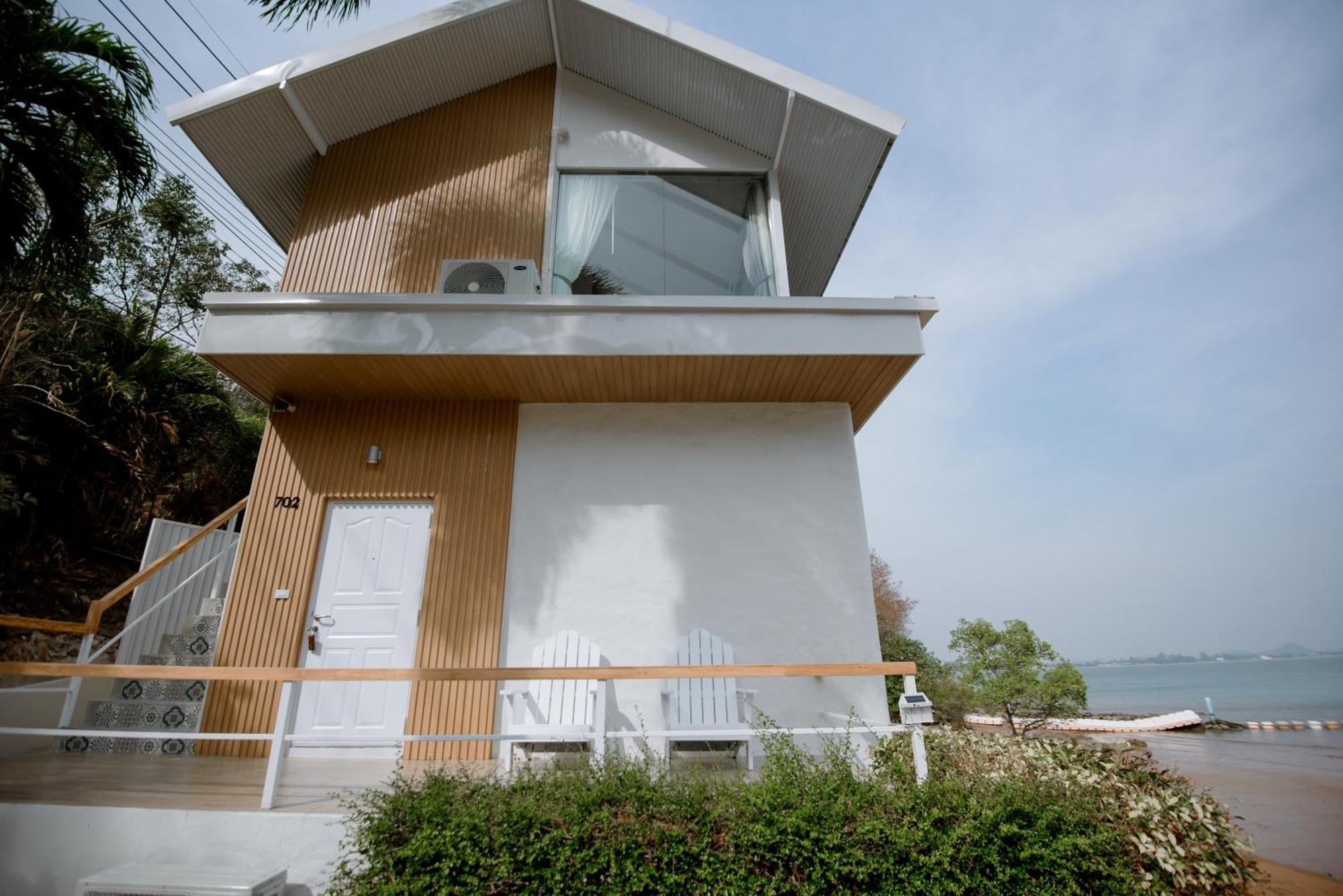 Seashell Village Resort Chao Lao Beach Room photo